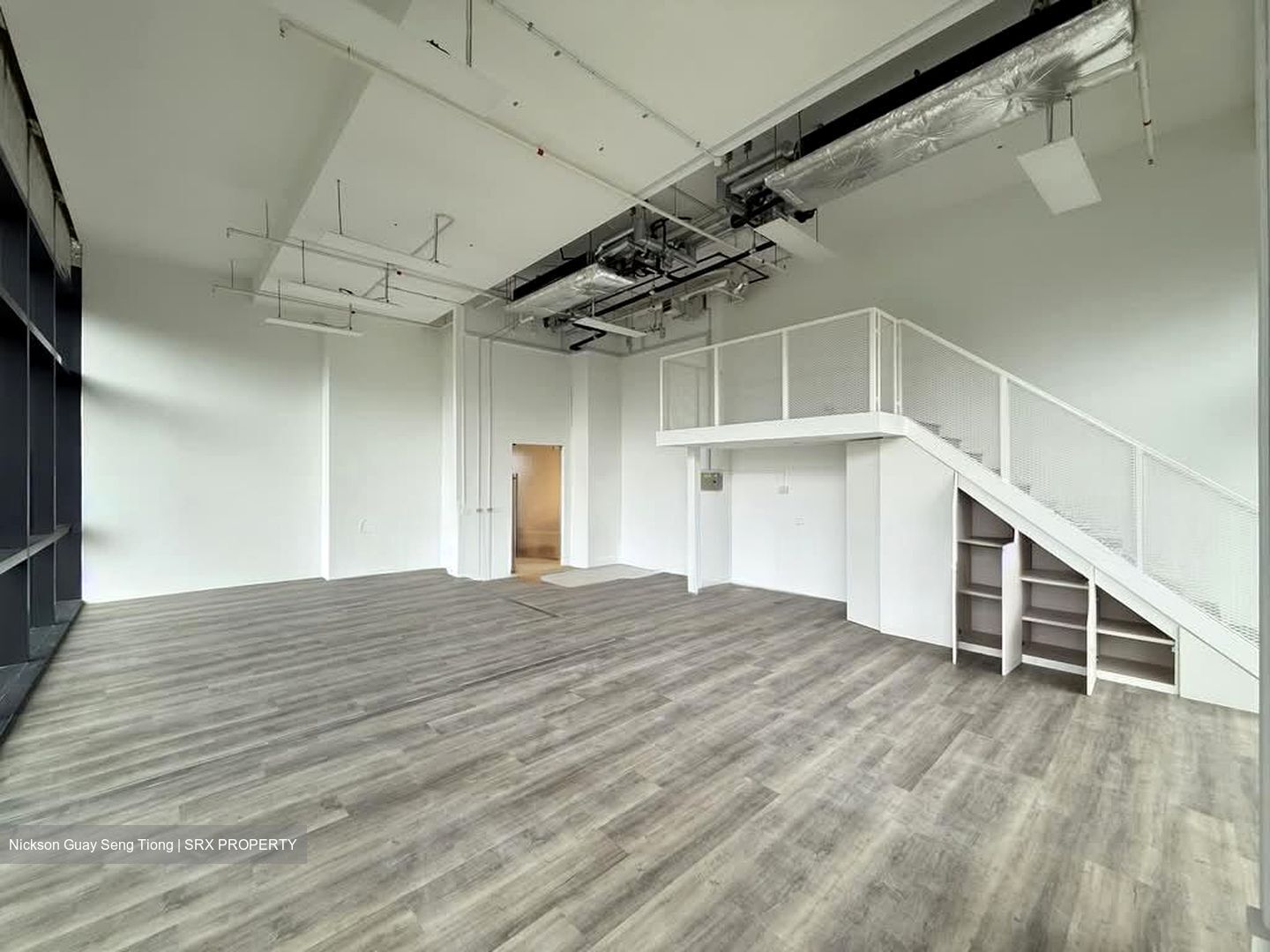 Woods Square (D25), Office #535652471